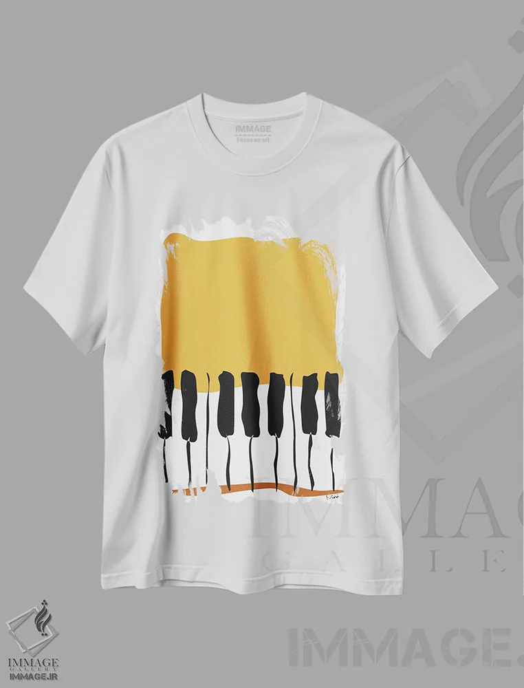 تیشرت سفید طرح دار پیانوی خاکی رنگ، تزئینی اثر نیسه کرونا | فروشگاه ایماژ