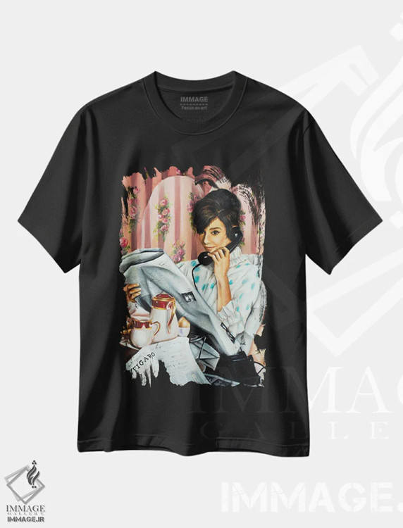 تیشرت مشکی طرح دار اخبار صبحگاهی، هنر فاخر معاصر اثر سلمی نصرالدین | فروشگاه ایماژ