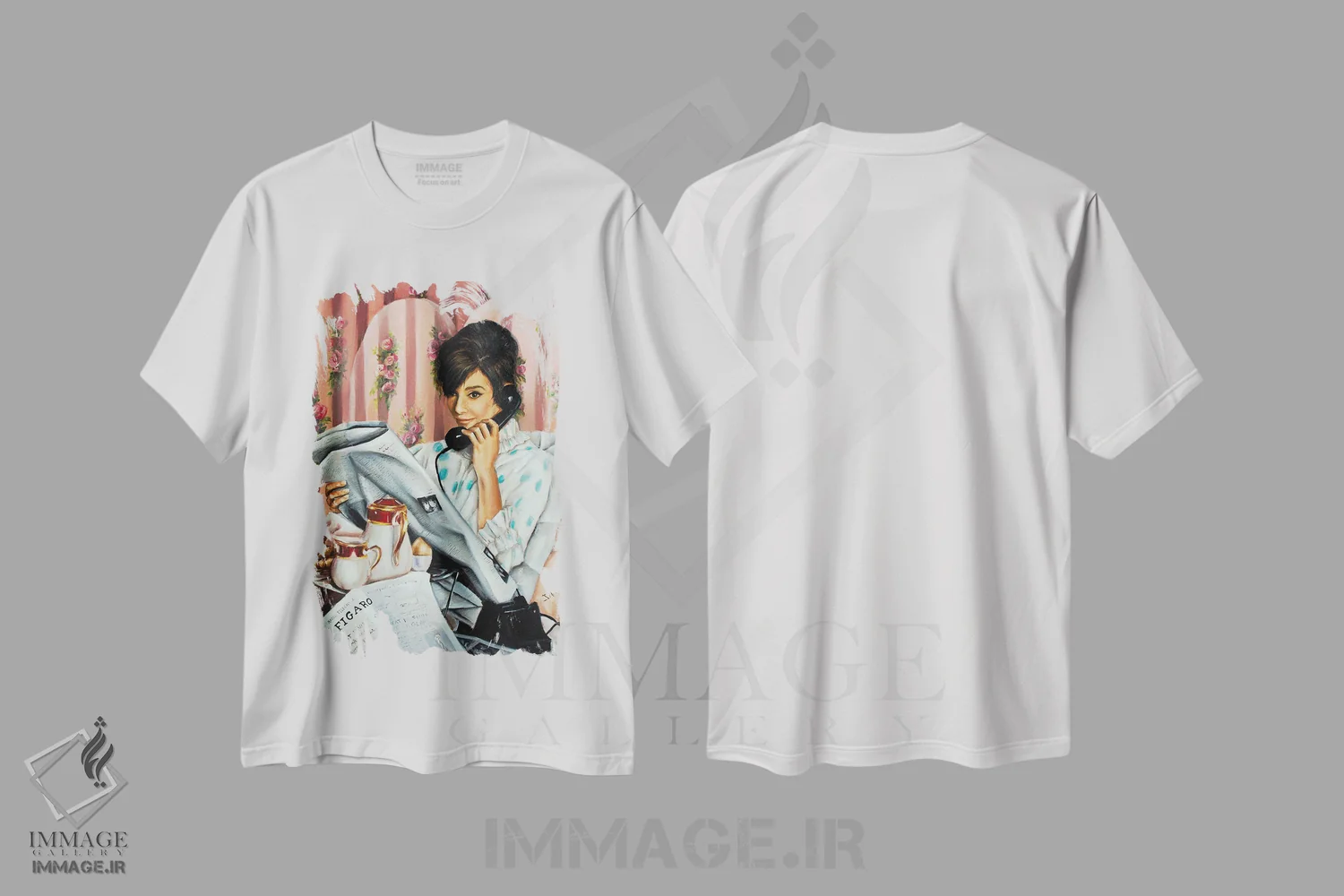 تیشرت سفید طرح دار اخبار صبحگاهی، هنر فاخر معاصر اثر سلمی نصرالدین | immage.ir
