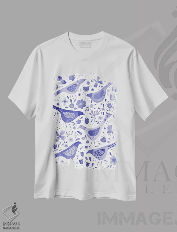 تیشرت سفید طرح دار پرندگان آبی آبرنگی در باغ، تزئینی اثر نیک اسکویرل | فروشگاه ایماژ