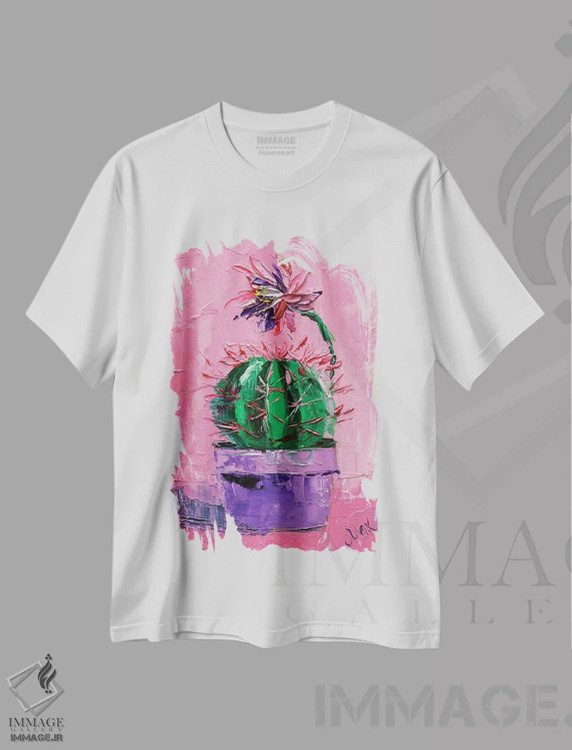 تیشرت سفید طرح دار کاکتوس گلدار، دکور معاصر اثر ناتالی مک | immage.ir