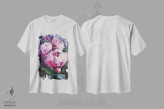 تیشرت سفید طرح دار دسته گل گل صد تومانی صورتی، دکور معاصر اثر ناتالی مک | immage.ir