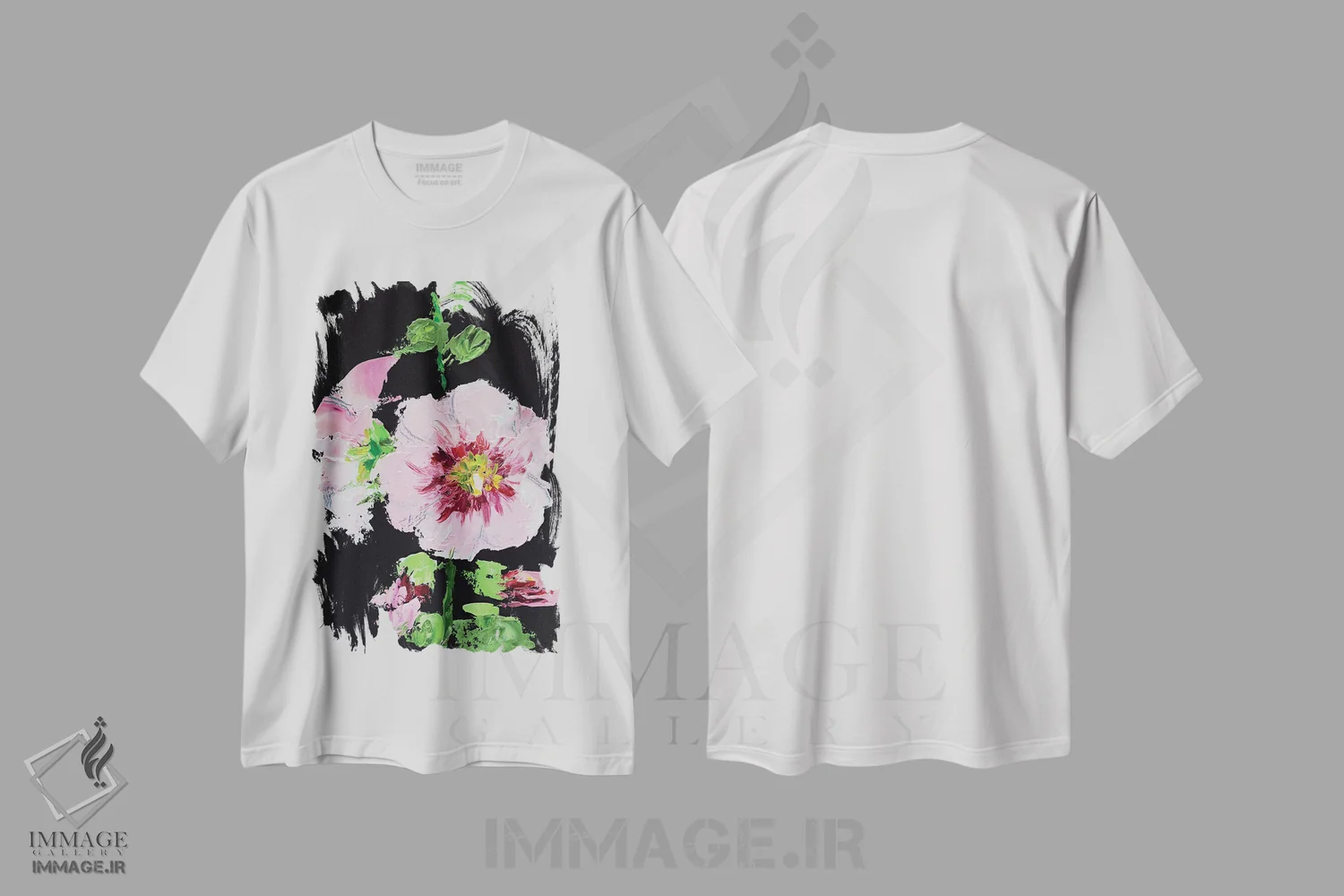 تیشرت سفید طرح دار گل ختمی، دکور معاصر اثر ناتالی مک | فروشگاه ایماژ