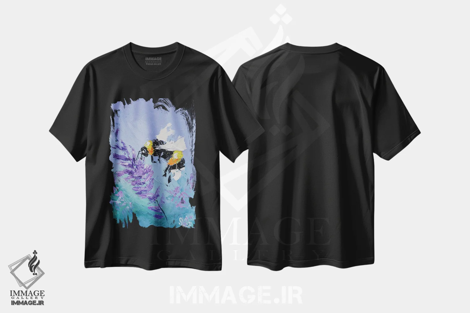 تیشرت مشکی طرح دار زنبور روی اسطوخودوس، دکور معاصر اثر ناتالی مک | فروشگاه ایماژ