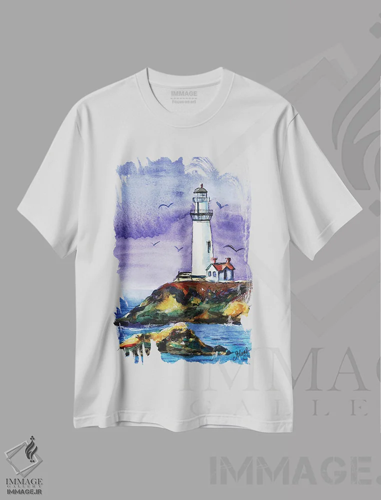 تیشرت سفید طرح دار فانوس دریایی کالیفرنیا V، دکور معاصر اثر ناتالی مک | فروشگاه ایماژ