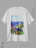 تیشرت سفید طرح دار منظره ساحلی III، دکور ساحلی اثر ناتالی مک | فروشگاه ایماژ