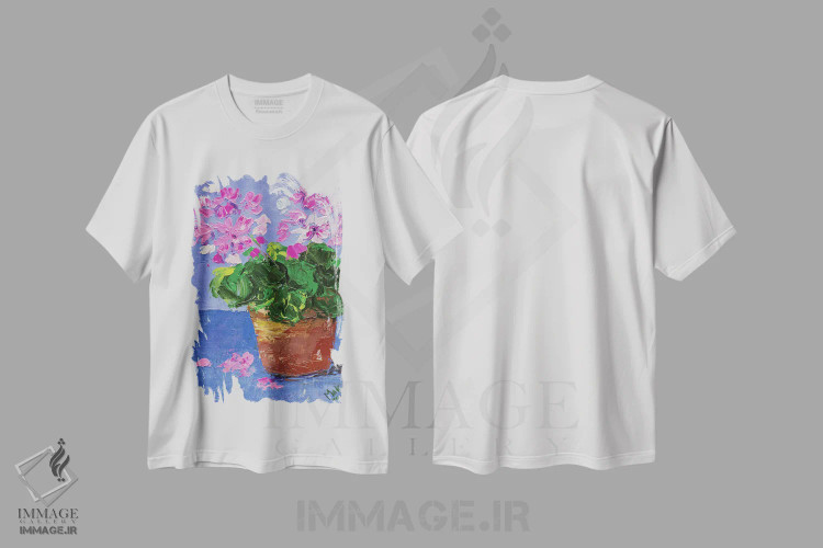 تیشرت سفید طرح دار شمعدانی صورتی، دکور معاصر اثر ناتالی مک | immage.ir