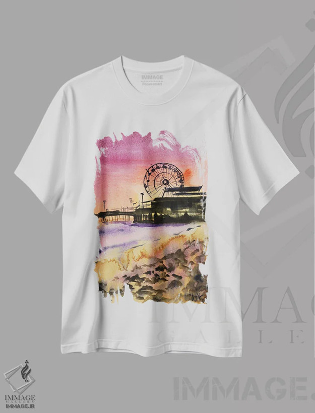 تیشرت سفید طرح دار ساحل سانتا مونیکا، مدیوم اثر ناتالی مک | فروشگاه ایماژ