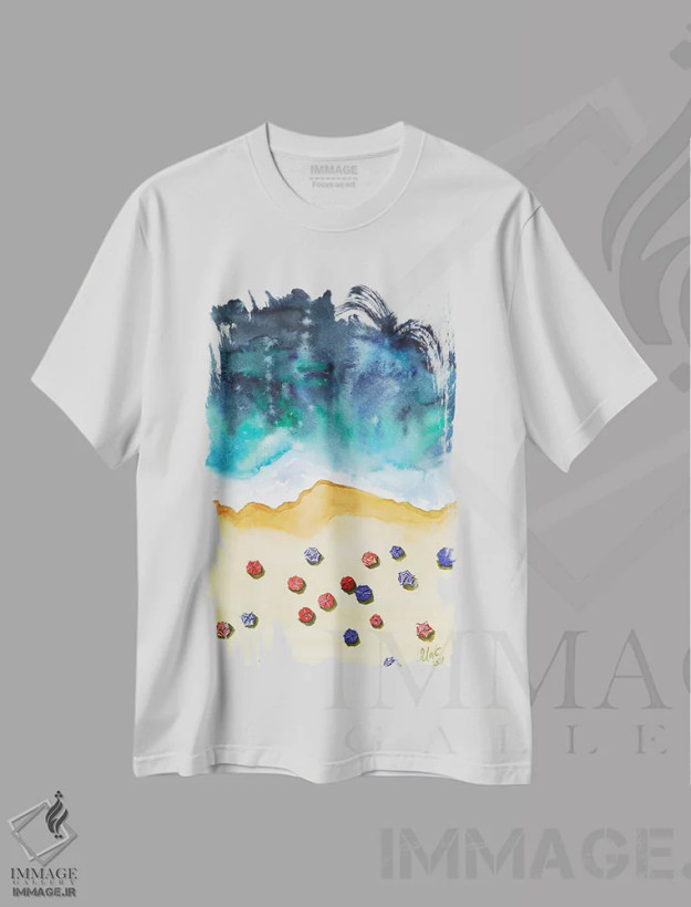 تیشرت سفید طرح دار نمای هوایی ساحل لاگونا، دکور ساحلی اثر ناتالی مک | فروشگاه ایماژ