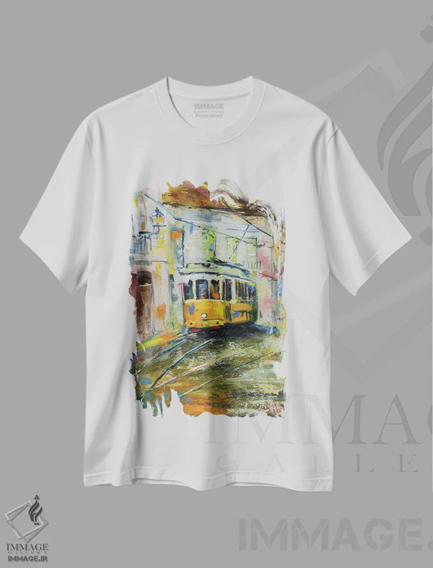 تیشرت سفید طرح دار ترام زرد لیسبون II، دکور معاصر اثر ناتالی مک | فروشگاه ایماژ