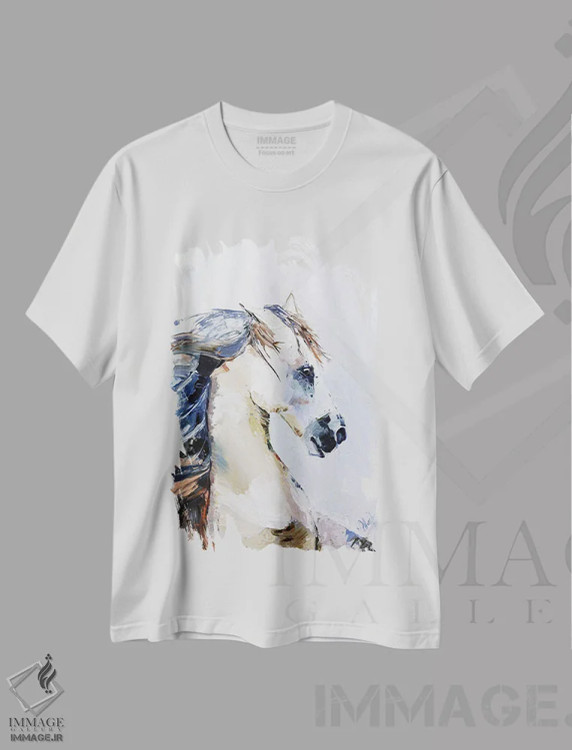 تیشرت سفید طرح دار اسب سفید، مدیوم اثر ناتالی مک | فروشگاه ایماژ