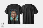 تیشرت مشکی طرح دار پرتـره زن آفریقایی، هنر آمریکایی آفریقایی تبار اثر ناتالی مک | فروشگاه ایماژ