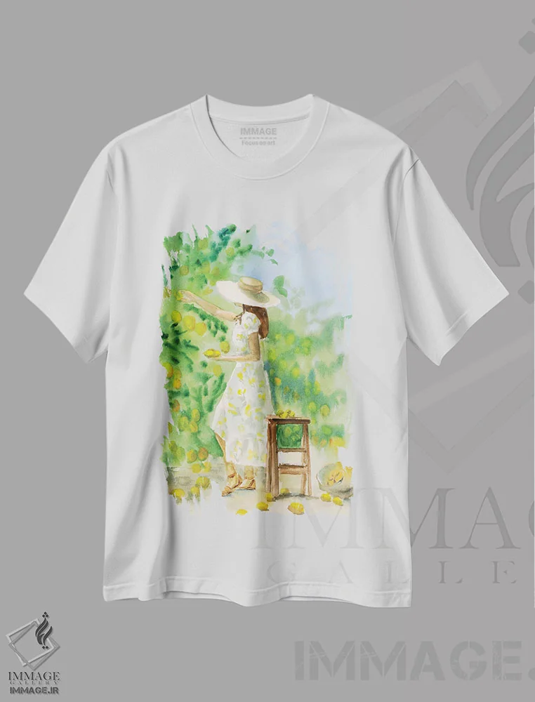 تیشرت سفید طرح دار دختر در باغ لیمو، تزئینی اثر ناتالی مک | فروشگاه ایماژ