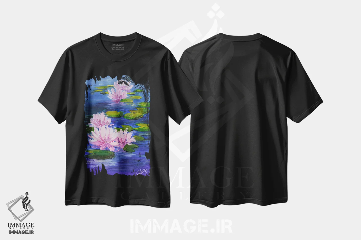 تیشرت مشکی طرح دار نیلوفر آبی، مدیوم اثر ناتالی مک | فروشگاه ایماژ