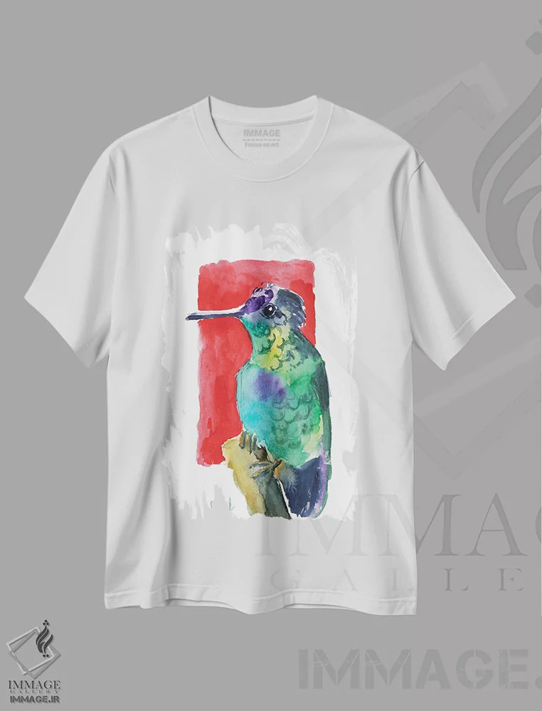 تیشرت سفید طرح دار مرغ مگس خوار نقاشی چینی، دکور آسیایی اثر ناتالی مک | immage.ir
