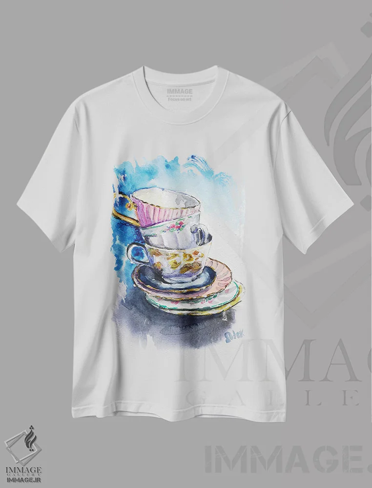 تیشرت سفید طرح دار فنجان ها، تزئینی اثر ناتالی مک | immage.ir