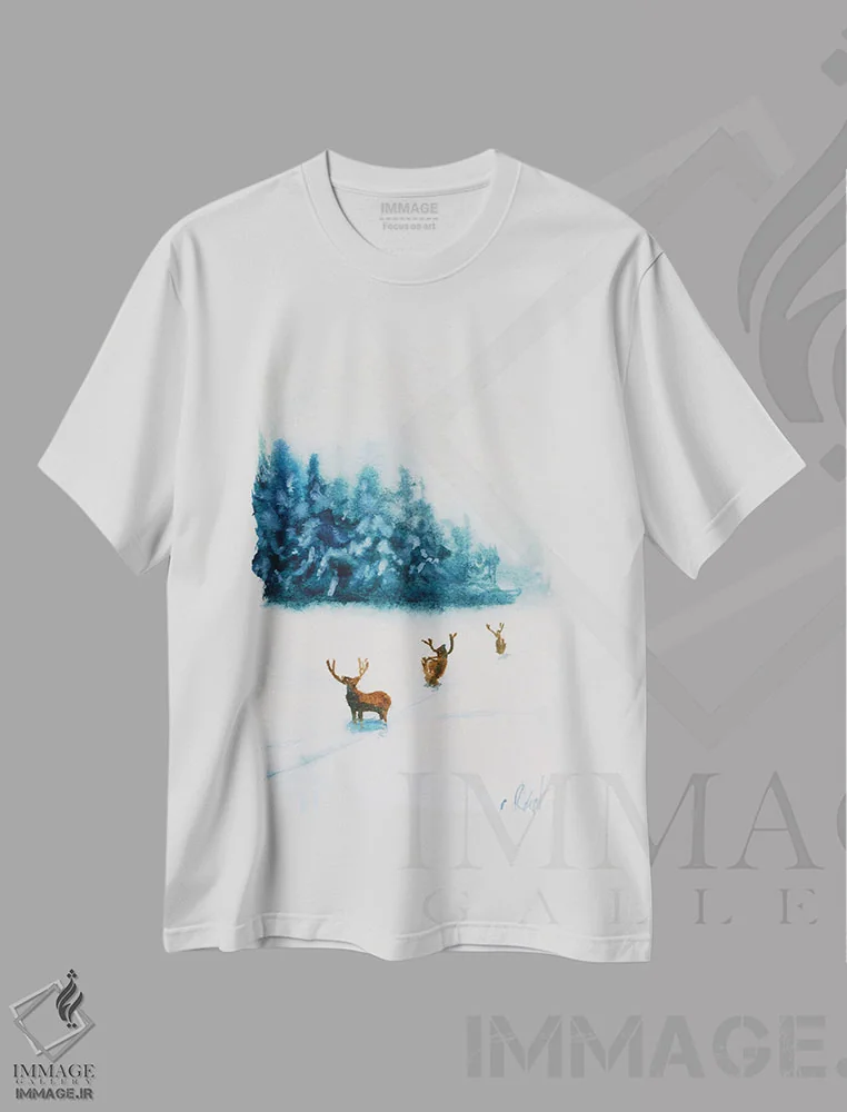 تیشرت سفید طرح دار زمستان با آهو، دکور معاصر اثر ناتالی مک | فروشگاه ایماژ