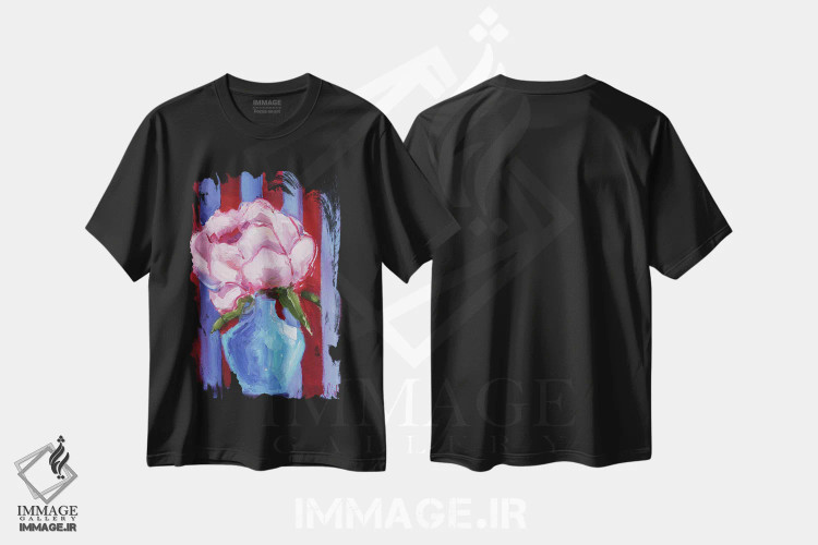 تیشرت مشکی طرح دار گل صدتومانی با زمینه راه راه، مدیوم اثر ناتالی مک | immage.ir