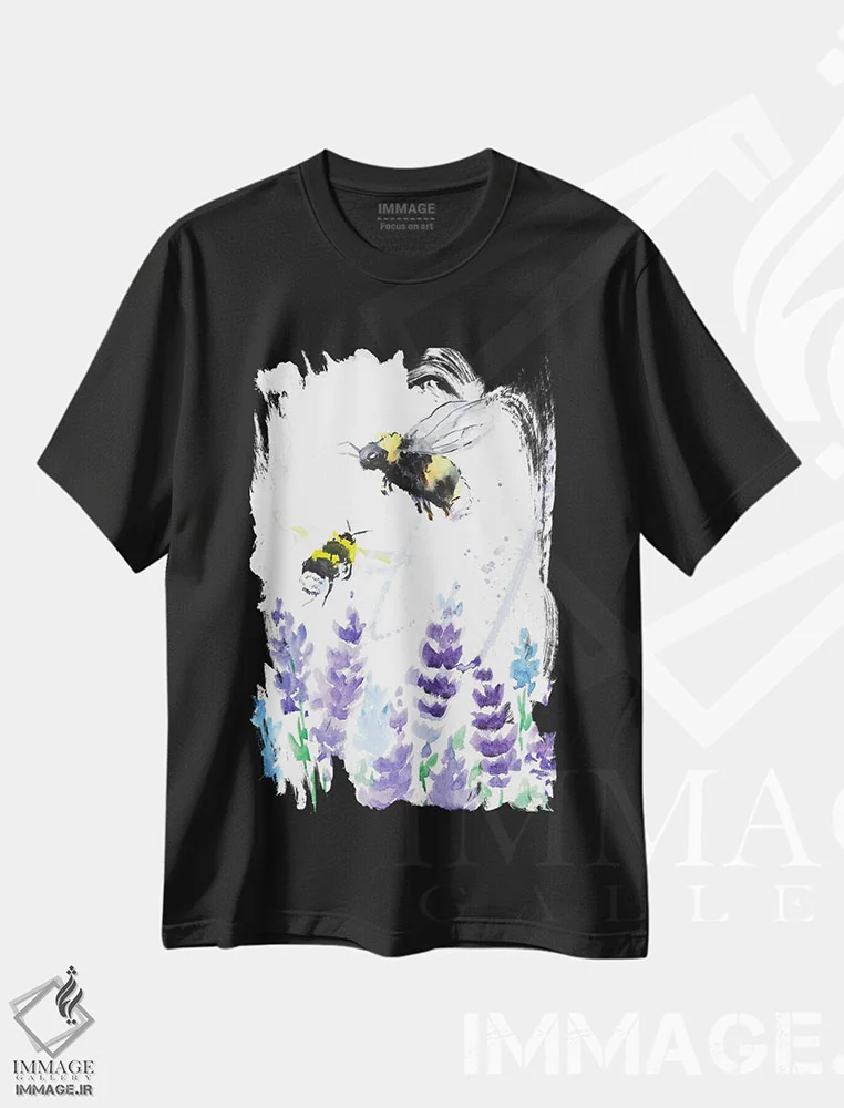 تیشرت مشکی طرح دار زنبورهای عسل و اسطوخودوس، دکور معاصر اثر ناتالی مک | فروشگاه ایماژ