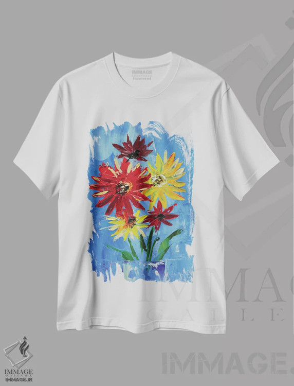 تیشرت سفید طرح دار دسته گل مروارید، دکور معاصر اثر ناتالی مک | immage.ir