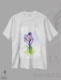 تیشرت سفید طرح دار زعفران بنفش، دکور معاصر اثر ناتالی مک | فروشگاه ایماژ
