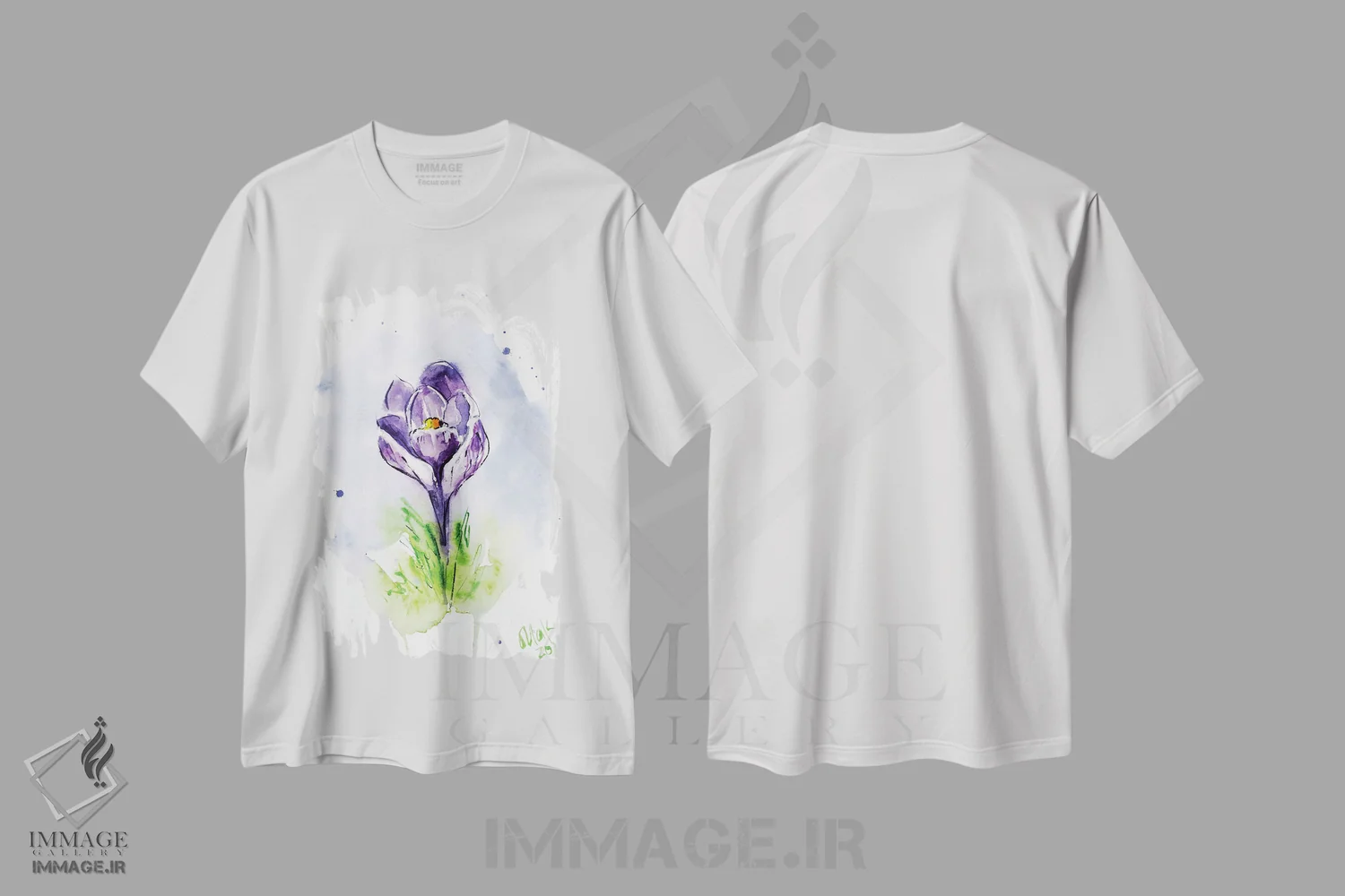 تیشرت سفید طرح دار زعفران بنفش، دکور معاصر اثر ناتالی مک | فروشگاه ایماژ