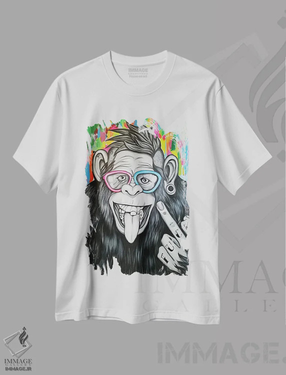 تیشرت سفید طرح دار تو فقط یک بار زندگی می کنی، دکوراسیون جایگزین اثر ناتمیر لورا | immage.ir