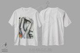تیشرت سفید طرح دار سپیا، دکوراسیون جایگزین اثر ناتمیر لورا | immage.ir