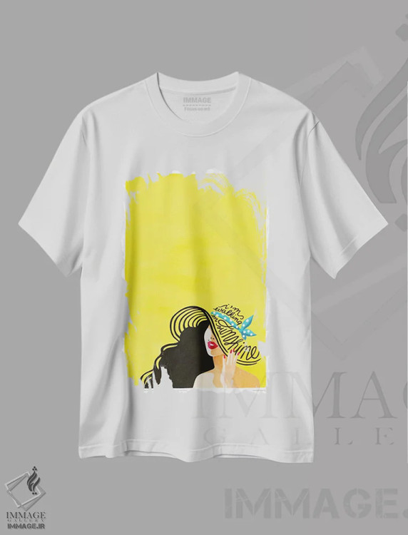 تیشرت سفید طرح دار راه رفتن بر روی نور خورشید، تایپوگرافی اثر نور طُحمه | فروشگاه ایماژ