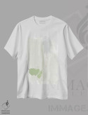 تیشرت سفید طرح دار نقاشی انتزاعی زیتونی رنگ اثر نووو پرینتس | immage.ir
