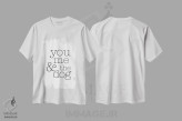 تیشرت سفید طرح دار تو، من و سگ، تزئینی اثر نووو پرینتس | immage.ir