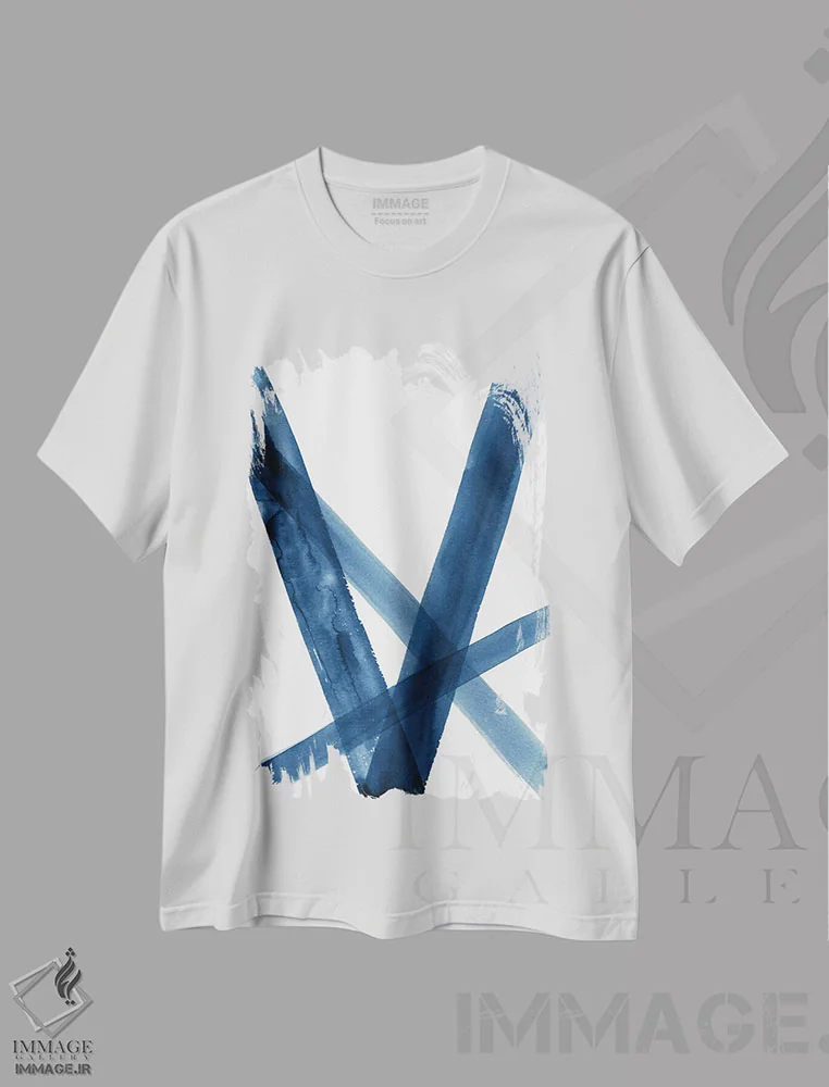 تیشرت سفید طرح دار خطوط آبرنگی آبی هفت اثر نووو پرینتس | immage.ir