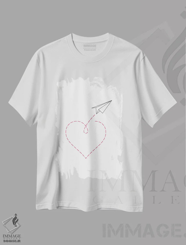 تیشرت سفید طرح دار هواپیمای کاغذی و قلب شماره ۲، تزئینی اثر نووو پرینتس | فروشگاه ایماژ