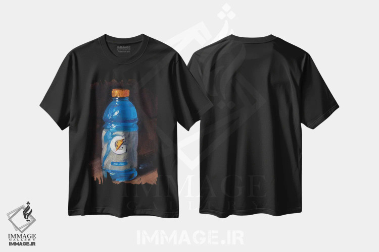 تیشرت مشکی طرح دار گیتورید، دکور معاصر اثر نوا وریر | immage.ir