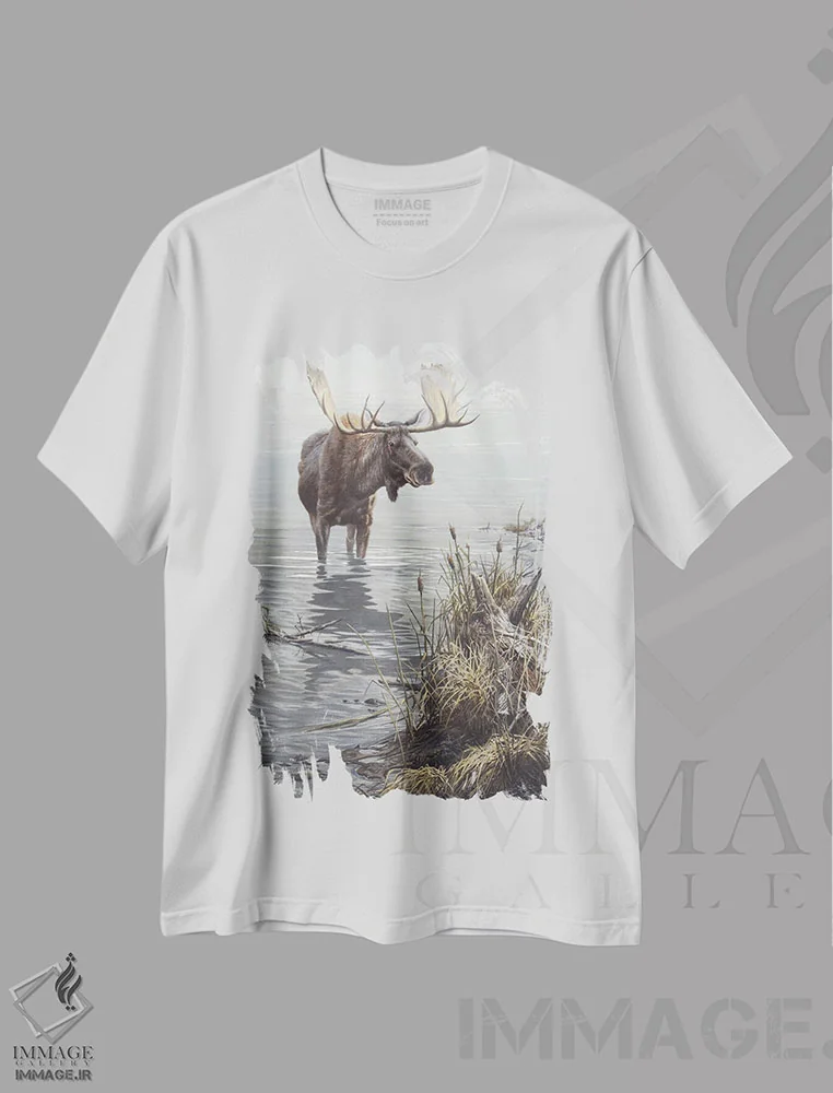 تیشرت سفید طرح دار آب های خاموش، هنر فاخر معاصر اثر جان سیری-لستر | immage.ir