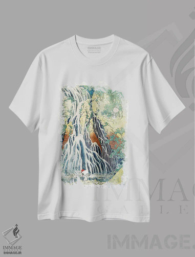 تیشرت سفید طرح دار اسنوپی، آبشار سکا، دکور آسیایی اثر بنی آرت | فروشگاه ایماژ