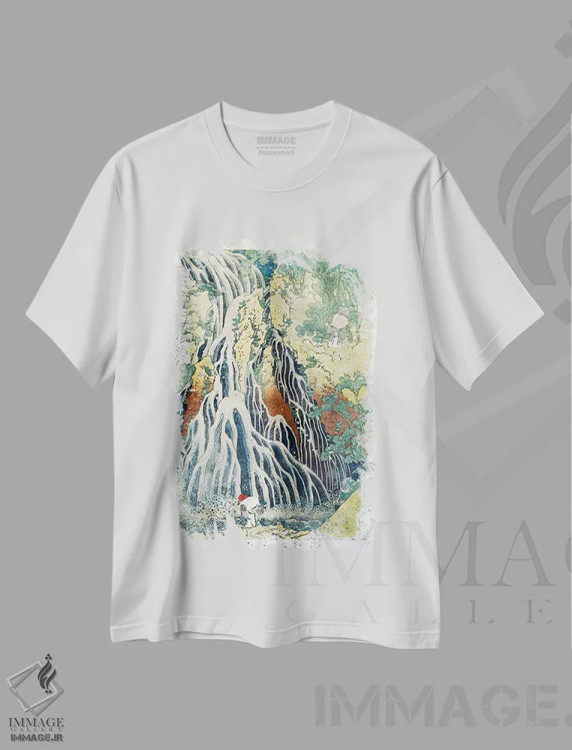 تیشرت سفید طرح دار اسنوپی، آبشار سکا، دکور آسیایی اثر بنی آرت | فروشگاه ایماژ