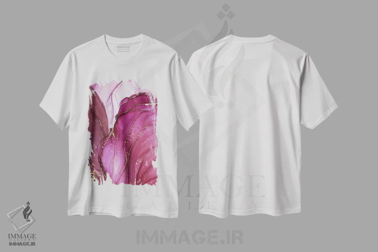 تیشرت سفید طرح دار گل صورتی اثر استودیو هنری مونه و مانه | immage.ir