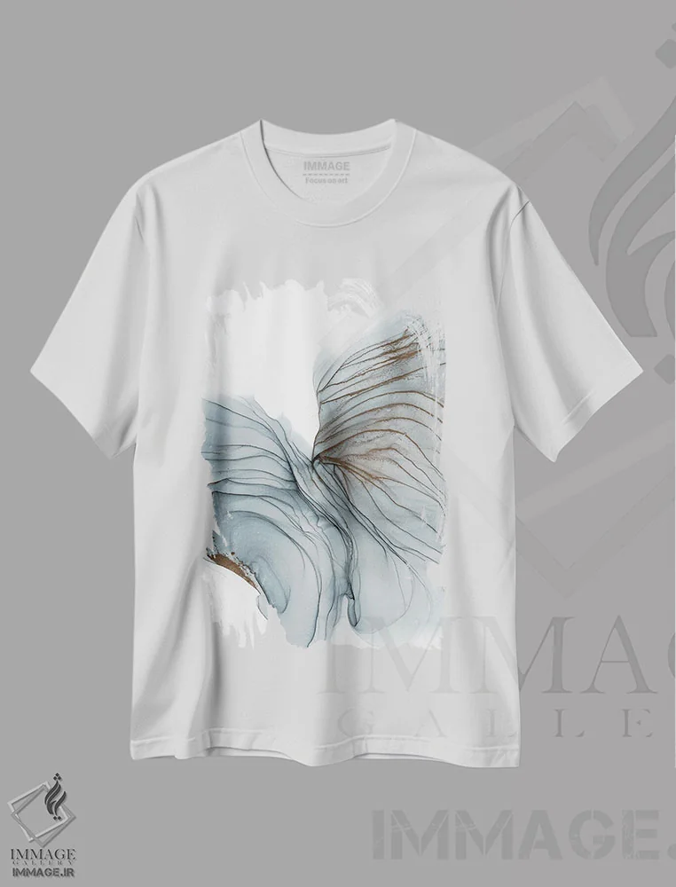 تیشرت سفید طرح دار پروانه، آبستره اثر استودیو هنری مونه و مانه | فروشگاه ایماژ