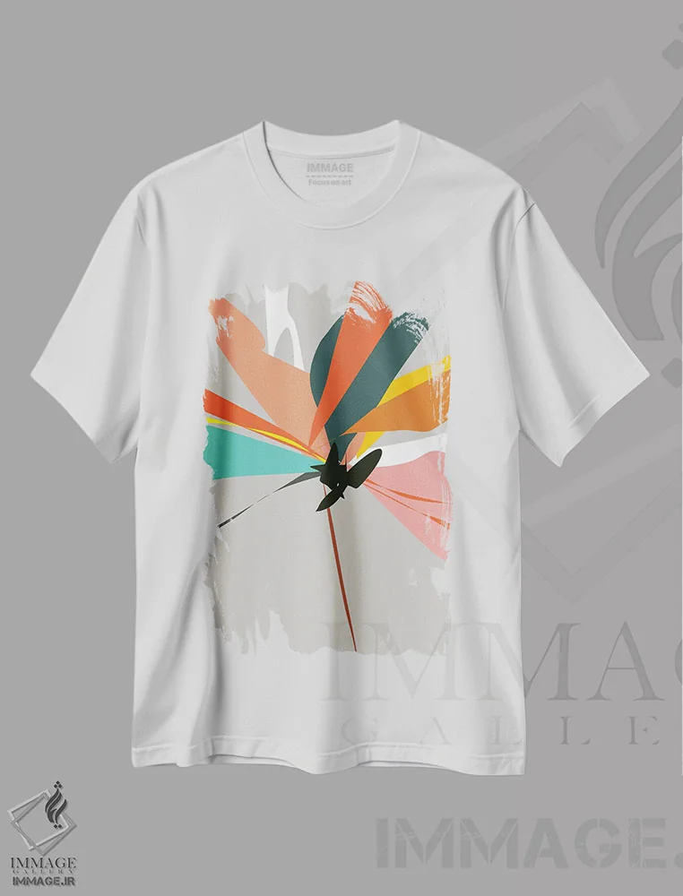 تیشرت سفید طرح دار انتزاعی IIIB اثر استودیوی هنر قدیم | فروشگاه ایماژ