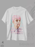 تیشرت سفید طرح دار مثلث پنروز، باربیکور اثر الکساندر بالبیشف | فروشگاه ایماژ