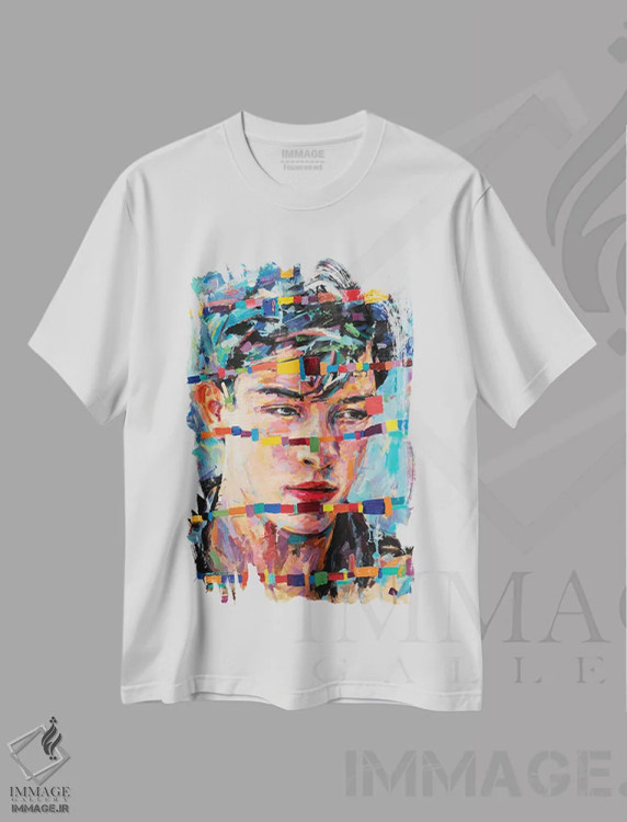 تیشرت سفید طرح دار مارگونه، هنر فاخر معاصر اثر الکساندر بالبیشف | immage.ir