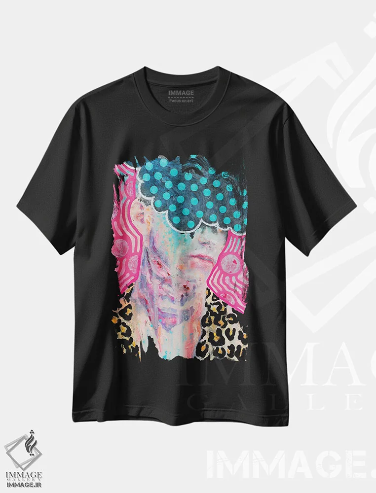 تیشرت مشکی طرح دار دزدیدن مد، هنر فاخر معاصر اثر الکساندر بالبیشف | immage.ir