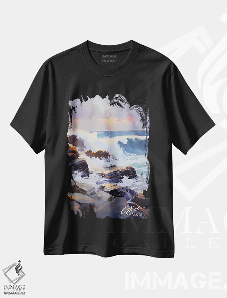 تیشرت مشکی طرح دار امواج غروب در چفالو، دکور معاصر اثر اوکسانا افتیه وا | immage.ir