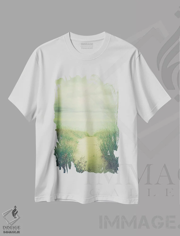 تیشرت سفید طرح دار صبح کنار دریا، دکور ساحلی اثر اولیویا جوی سنت کلر | فروشگاه ایماژ