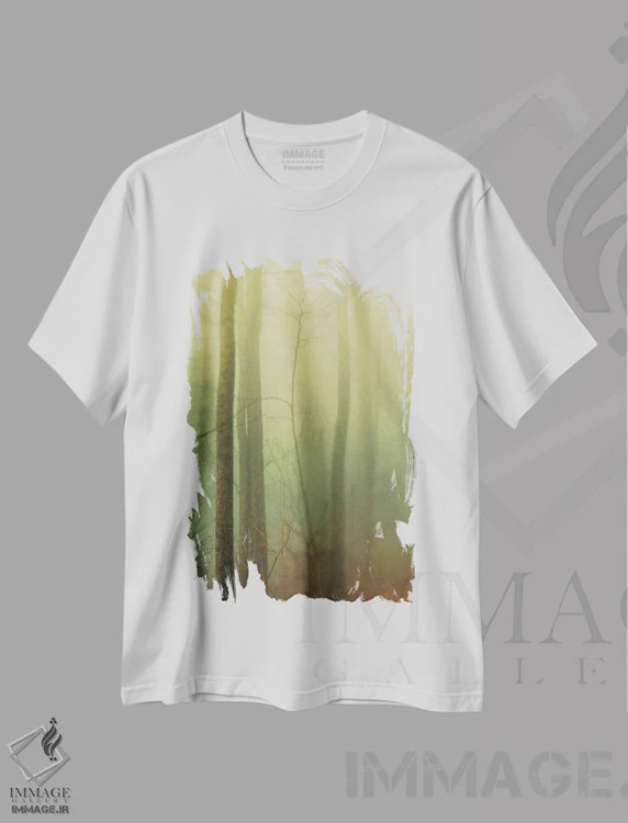 تیشرت سفید طرح دار درختان در مه II، مدیوم اثر اولیویا جوی سنت کلر | فروشگاه ایماژ