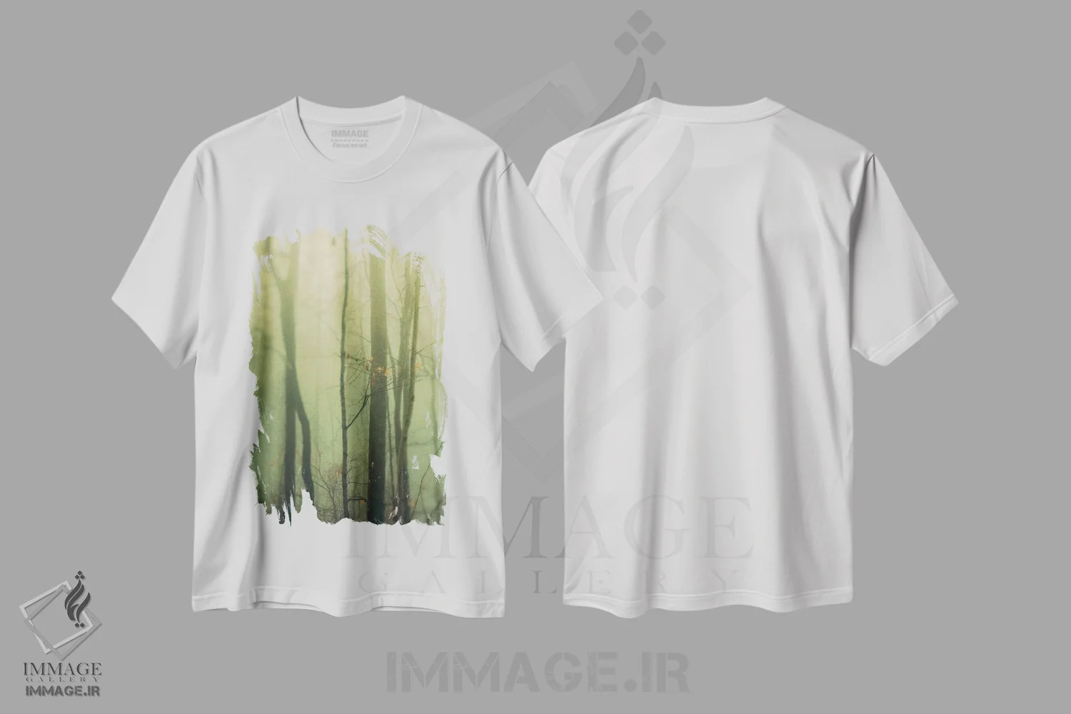 تیشرت سفید طرح دار درختان در مه I، مدیوم اثر اولیویا جوی سنت کلر | immage.ir