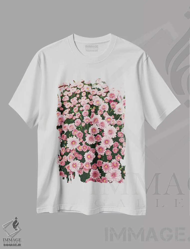 تیشرت سفید طرح دار شکوفایی بی دریغ، تزئینی اثر اولیویا جوی سنت کلر | immage.ir