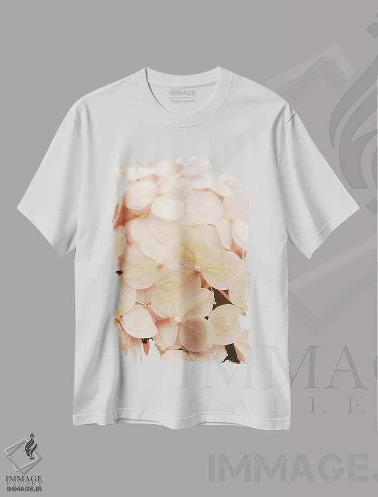 تیشرت سفید طرح دار ستایش ها، مدیوم اثر اولیویا جوی سنت کلر | فروشگاه ایماژ