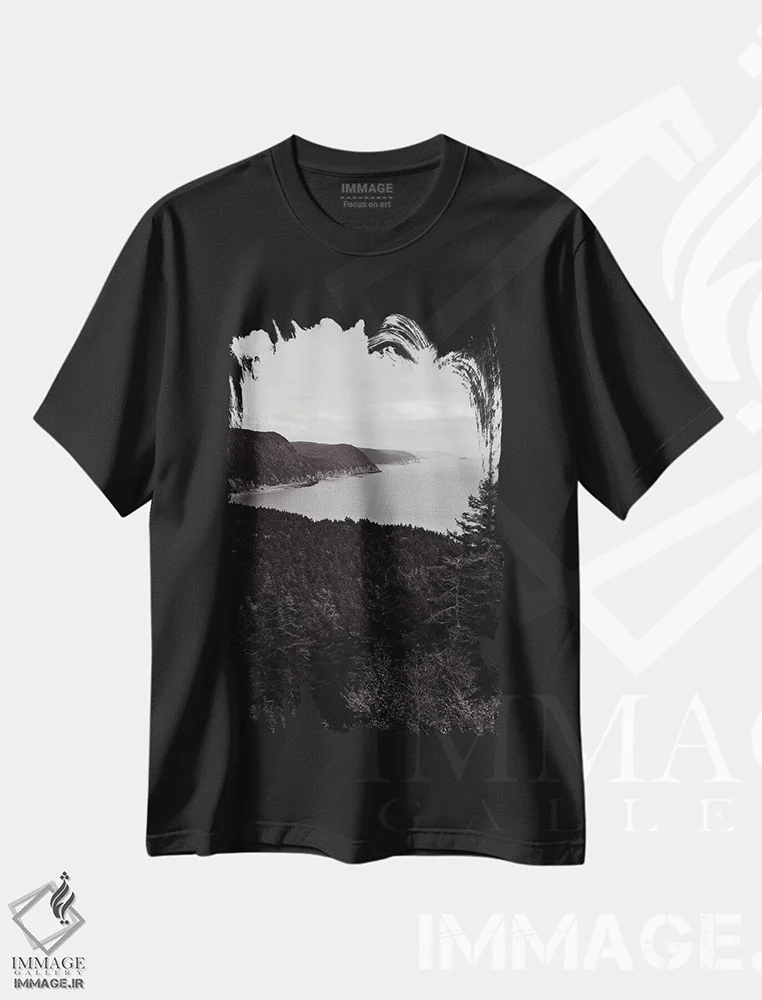تیشرت مشکی طرح دار چشم انداز ۱۲ II، عکاسی سیاه و سفید اثر اولیویا جوی سنت کلر | فروشگاه ایماژ